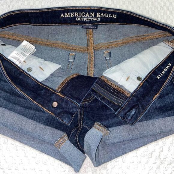 Women’s American Eagle dark blue super stretch roll up hem Jean shorts size 4 - Picture 5 of 16